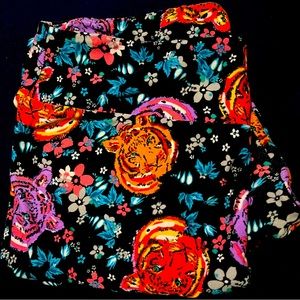 Lue La Roe leggings. Tiger pattern. Tall and curvy